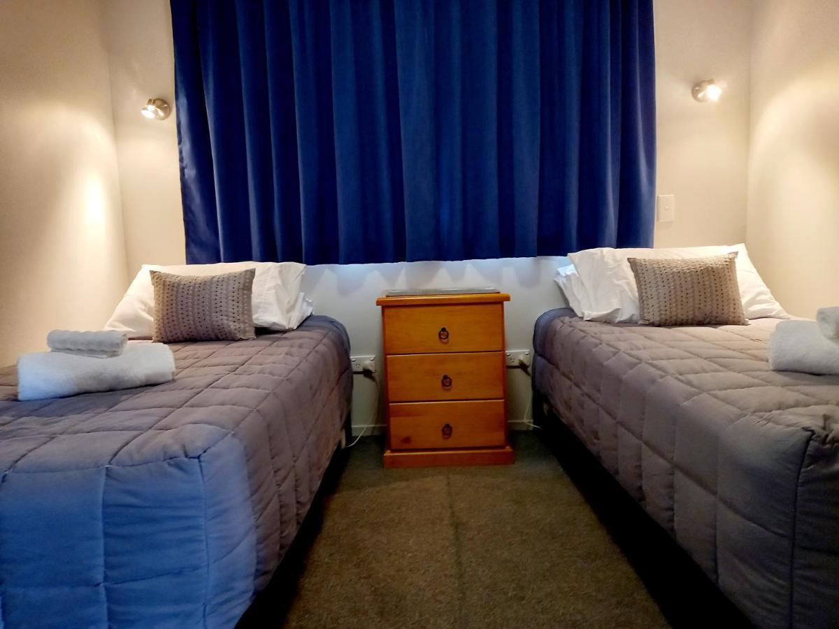Academy Lodge Motel Ashburton Ngoại thất bức ảnh