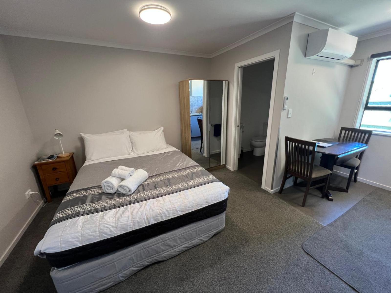 Academy Lodge Motel Ashburton Ngoại thất bức ảnh