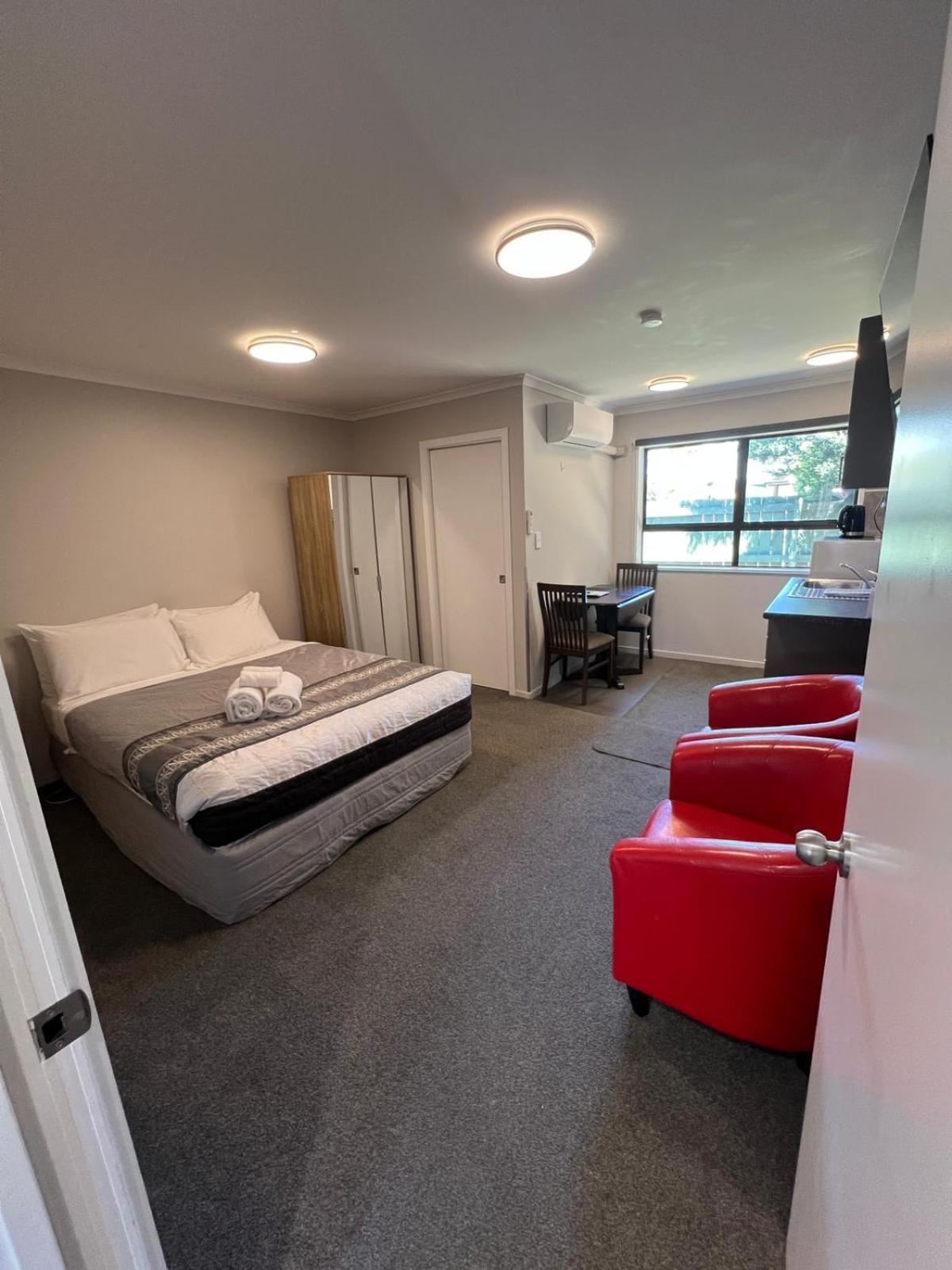 Academy Lodge Motel Ashburton Ngoại thất bức ảnh
